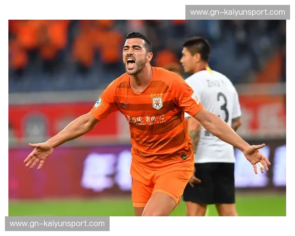 激情重燃!上港vs鲁能经典对决回放,重温绿茵场上的荣耀时刻 激情重燃!上港vs鲁能经典对决回放,重温绿茵场上的荣耀时刻