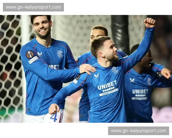 蓝色的碰撞,红白的心跳:那不勒斯与毕尔巴鄂竞技的足球史诗 蓝色的碰撞,红白的心跳:那不勒斯与毕尔巴鄂竞技的足球史诗